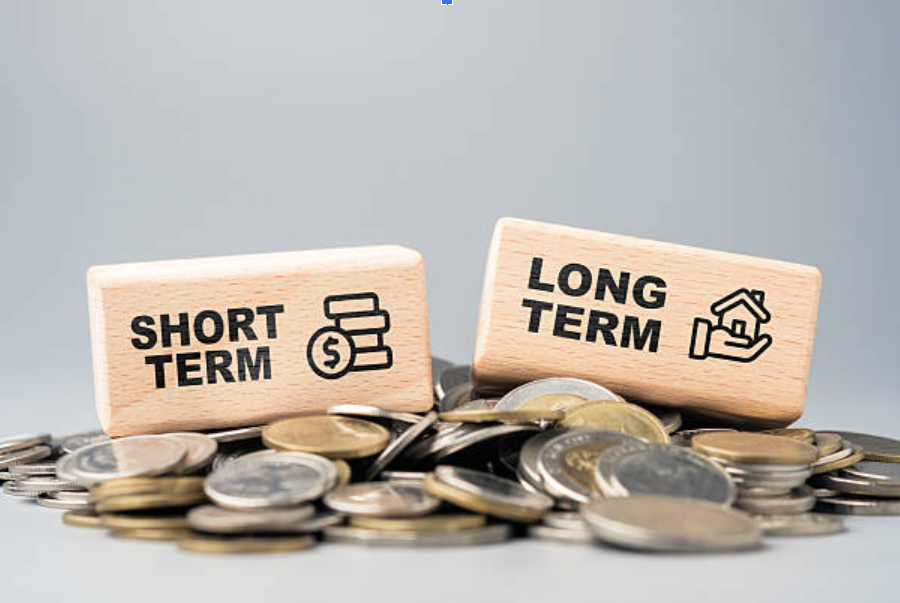 Understanding Short-Term Rental vs Long-Term Rental: Pros and Cons